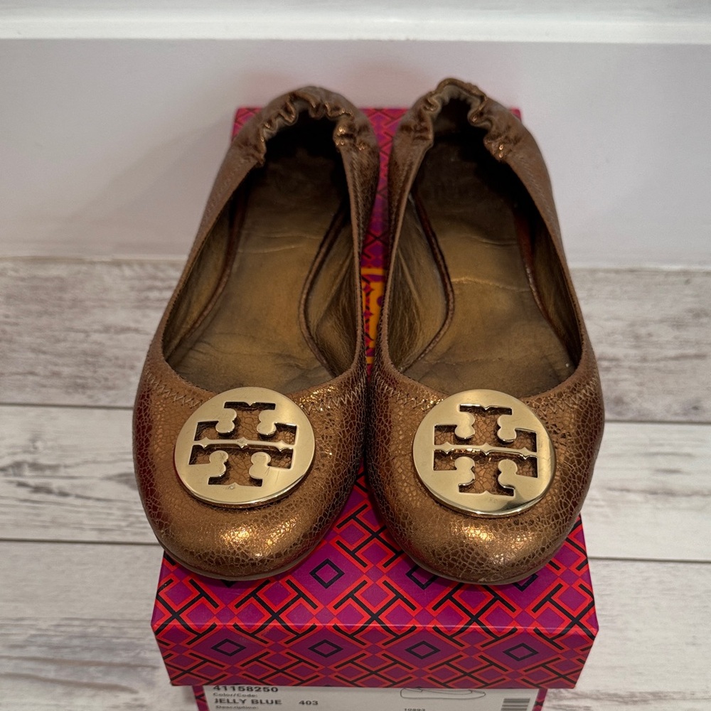 Tory Burch Women's Metallic Gold Loafers